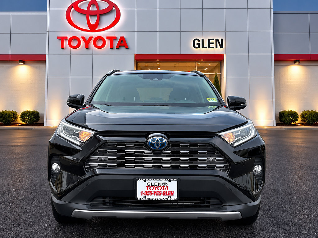 Used 2019 Toyota RAV4 Limited w/ Carpet Mat Package AWD/4WD image 2