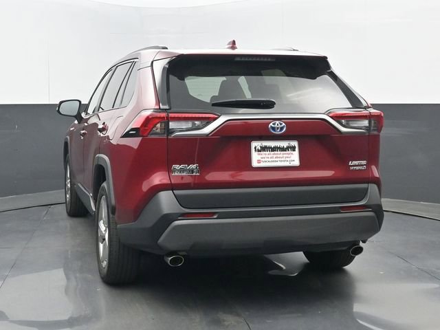 Used 2019 Toyota RAV4 Limited w/ Limited Grade Weather Package AWD/4WD image 4
