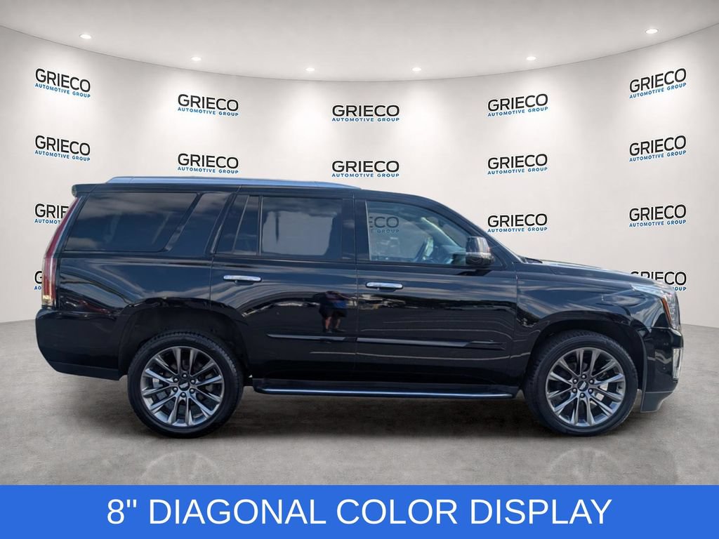 Certified 2020 Cadillac Escalade Luxury w/ Escalade Sport Edition AWD/4WD image 8