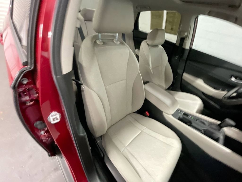 Used 2025 Honda Accord SE image 26