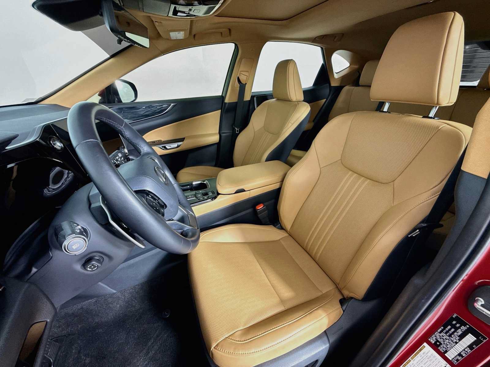 Used 2026 Lexus NX 350h AWD w/ Accessory Package (Z2) image 5