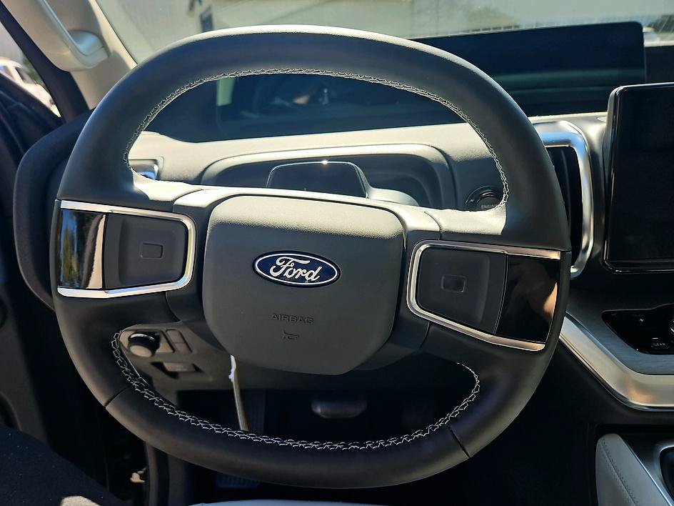 New 2027 Ford Expedition Max Platinum w/ Driver's Package AWD/4WD image 15