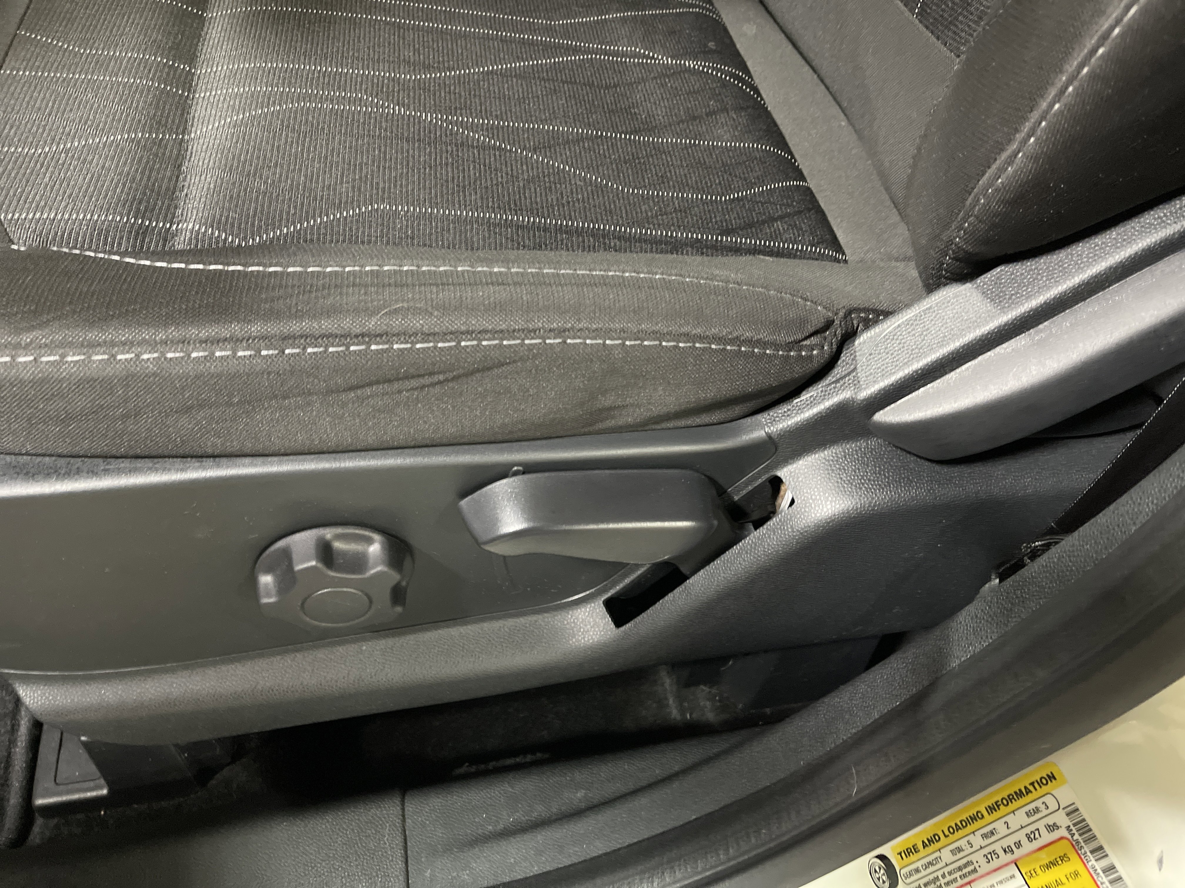 Used 2021 Ford EcoSport SE image 11