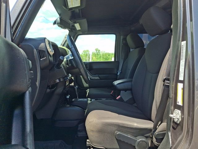 Used 2017 Jeep Wrangler Unlimited Sport w/ Quick Order Package 24S AWD/4WD image 13