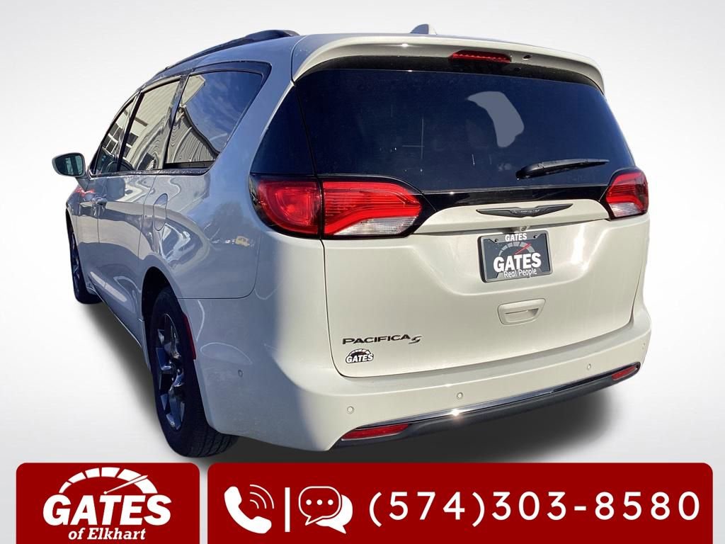Used 2020 Chrysler Pacifica Touring-L Plus image 9