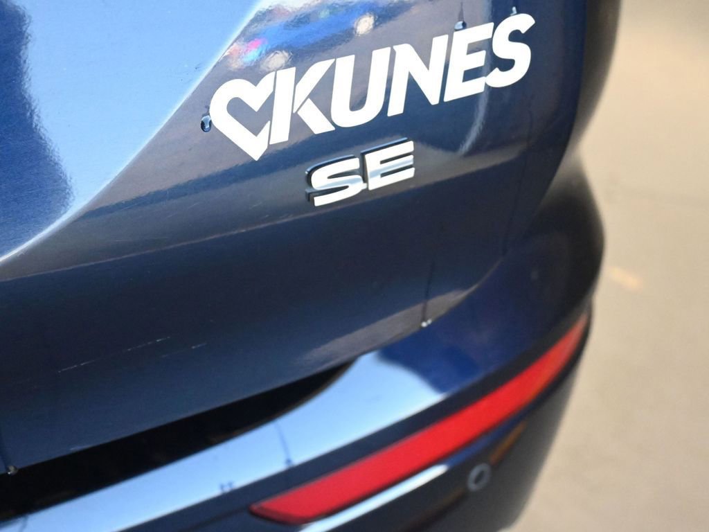 Used 2024 Mitsubishi Outlander AWD image 20