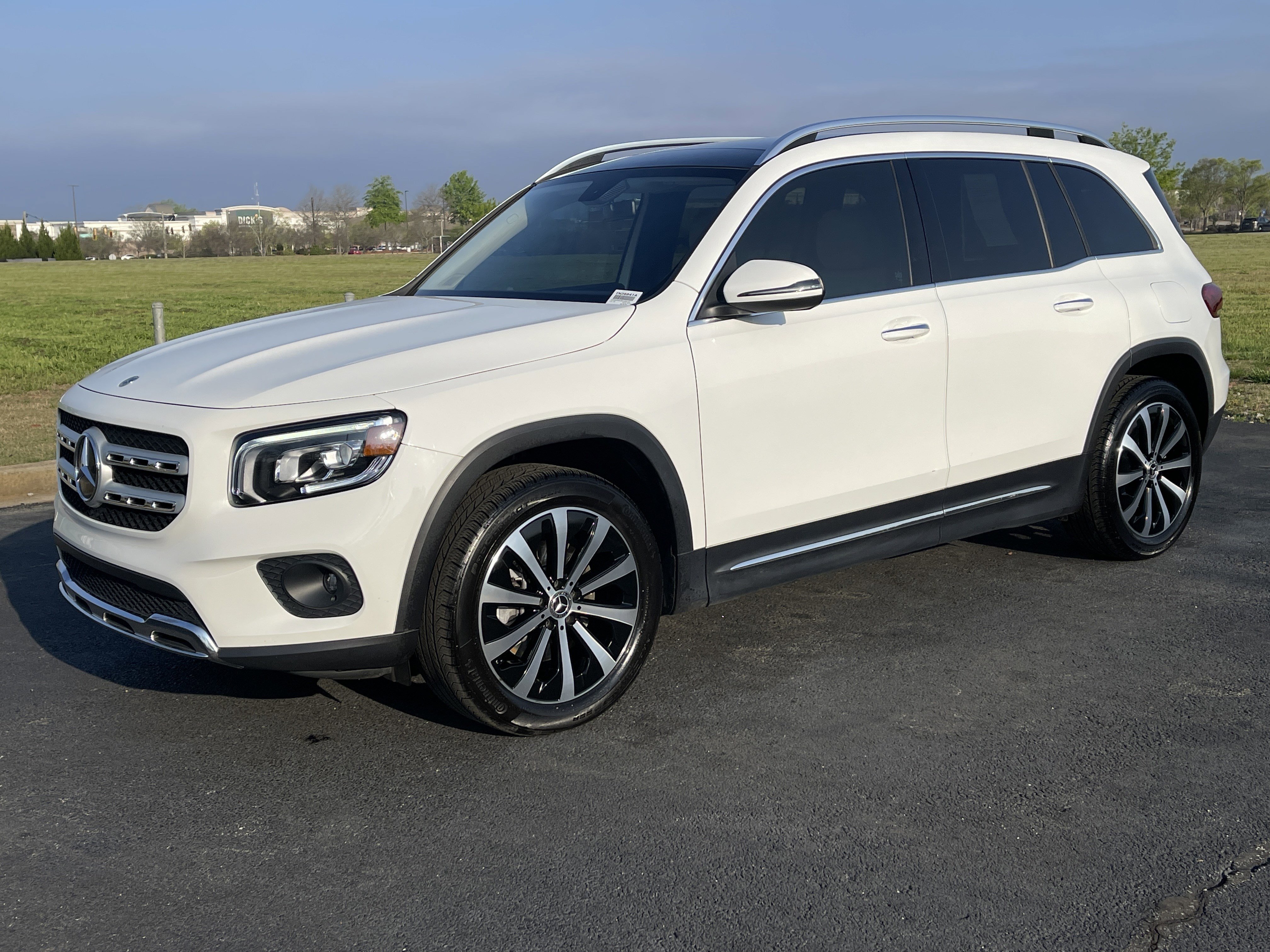 Used 2022 Mercedes-Benz GLB 250 image 5