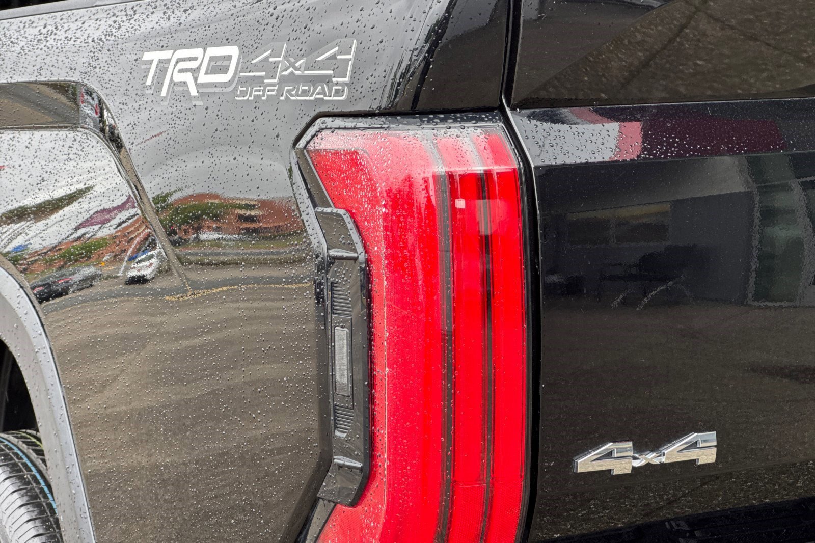 Used 2022 Toyota Tundra Limited image 12