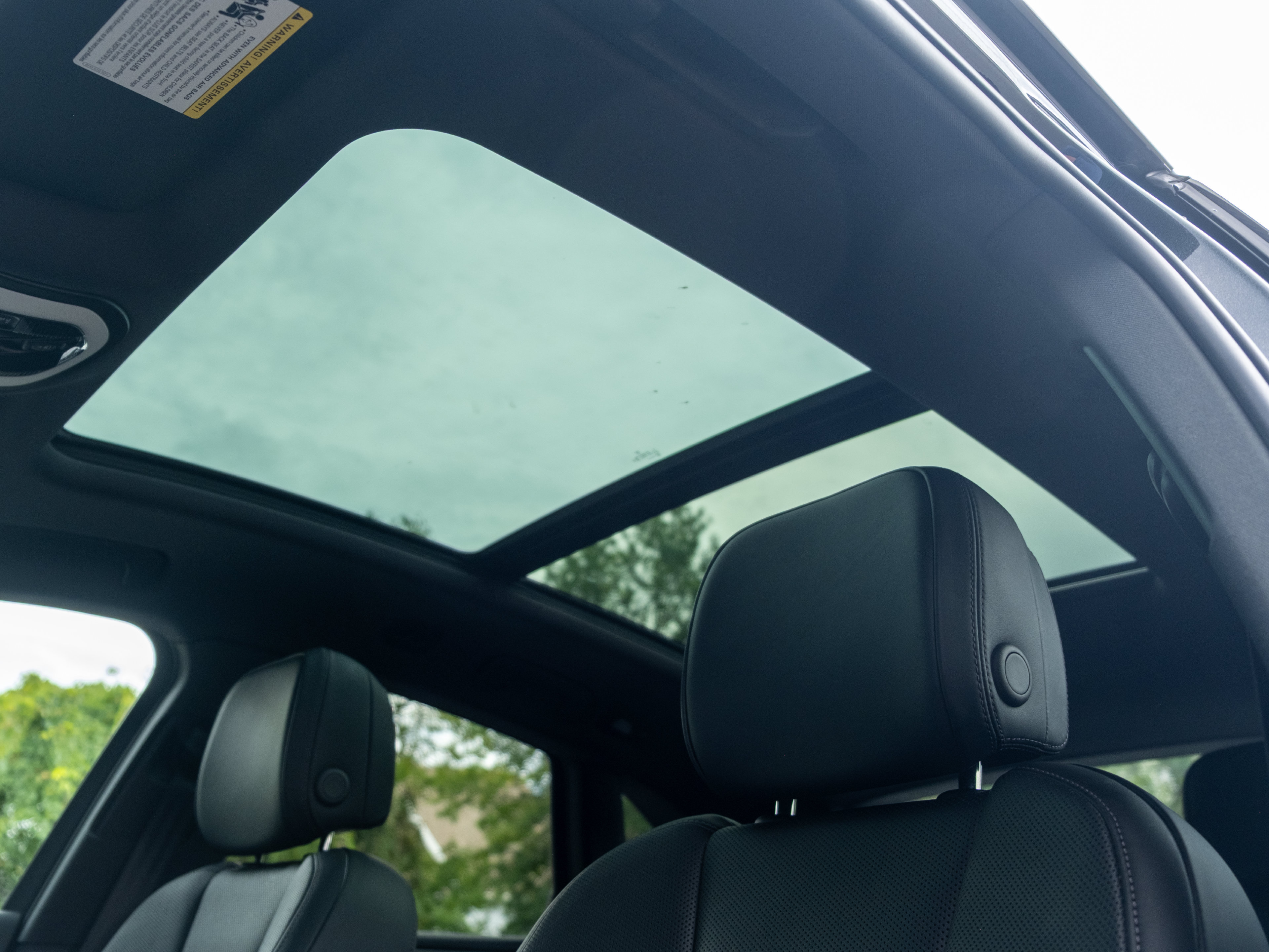 Certified 2023 Porsche Macan AWD/4WD image 35