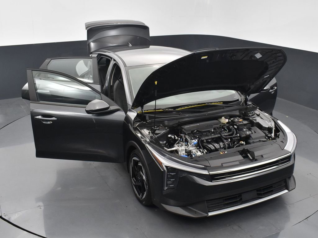 Certified 2025 Kia K4 GT-Line Turbo FWD image 45