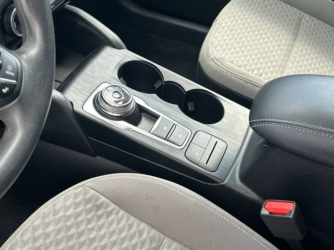 Used 2022 Ford Escape SE AWD/4WD image 11