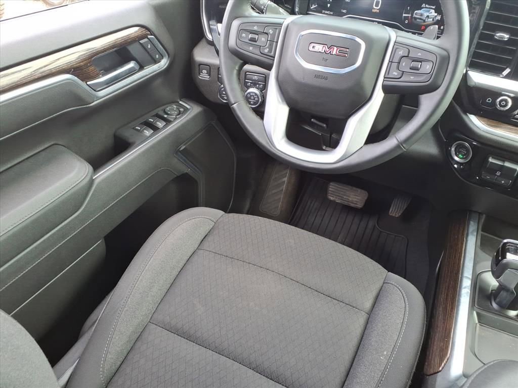 Used 2025 GMC Sierra 1500 Elevation AWD/4WD image 32