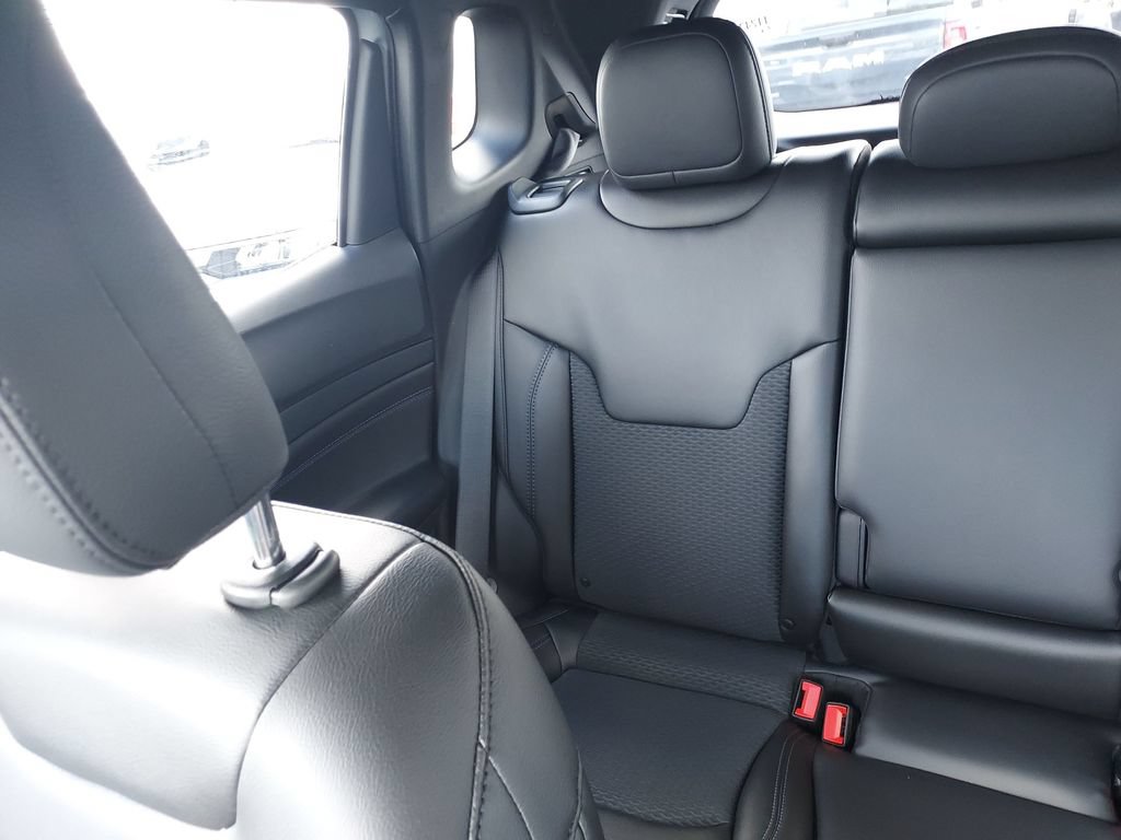 New 2026 Jeep Compass Latitude AWD/4WD image 12