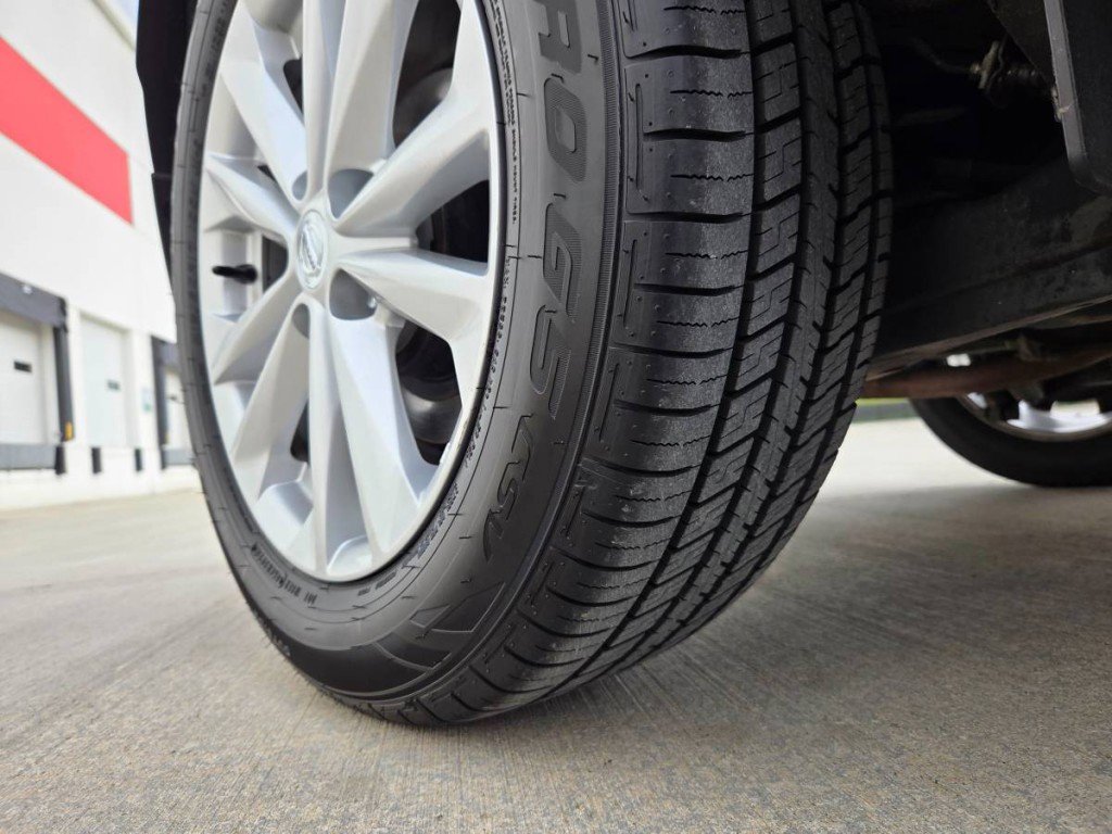 Used 2017 Nissan Rogue Sport S w/ S Appearance Package image 10