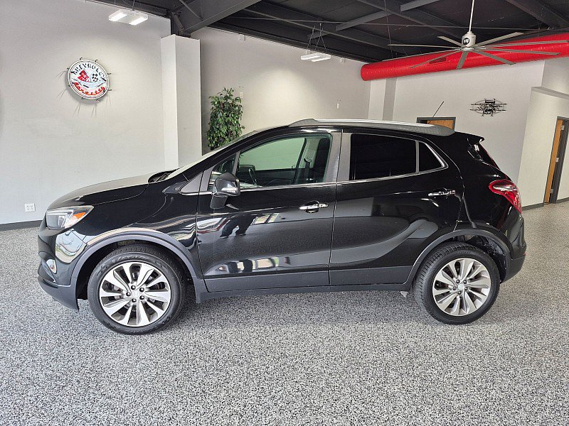 Used 2018 Buick Encore Preferred FWD image 2