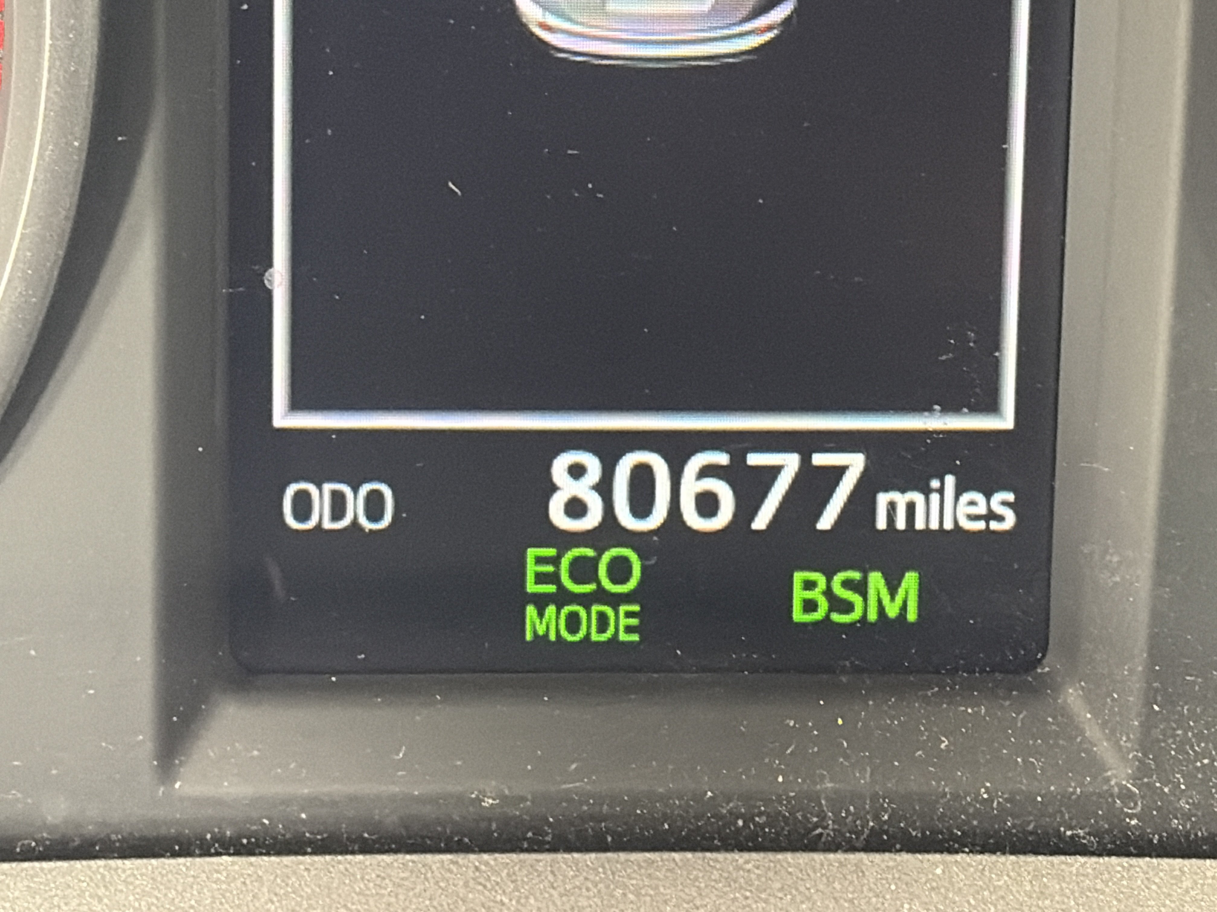 Used 2018 Toyota RAV4 XLE FWD image 5