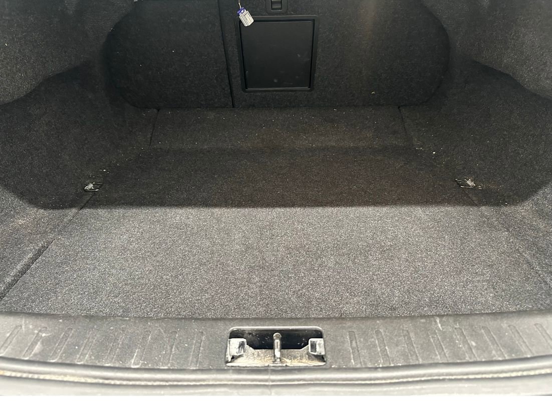 Used 2018 Volvo S60 T5 Dynamic w/ Vision Package image 14