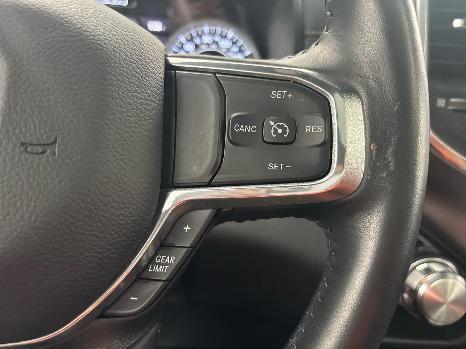 Used 2022 RAM 1500 Laramie image 27