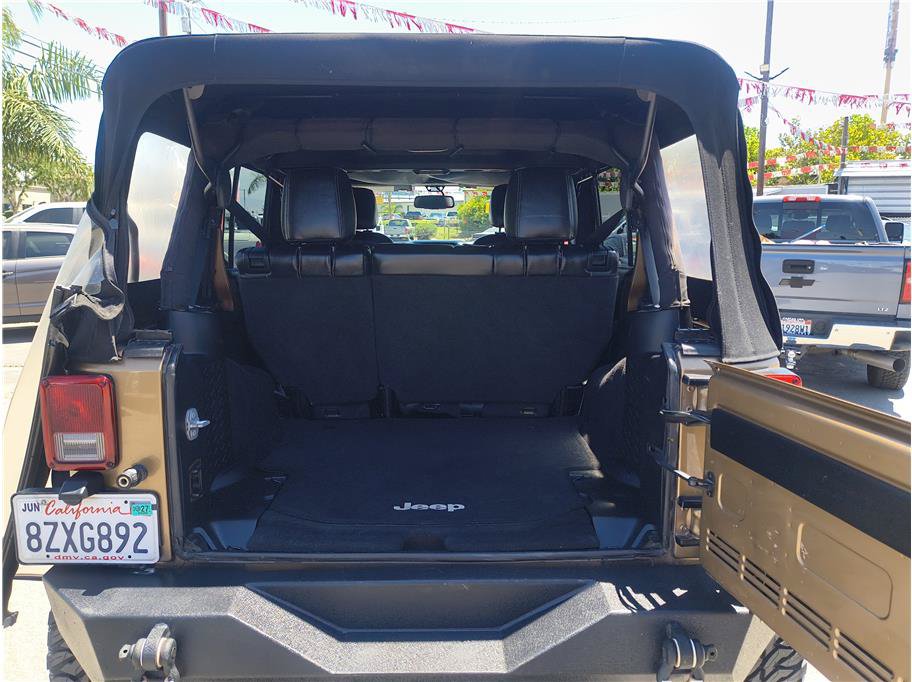 Used 2015 Jeep Wrangler Unlimited Sport w/ Quick Order Package 24S AWD/4WD image 12