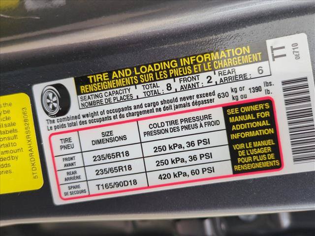 Used 2024 Toyota Highlander XLE FWD image 14