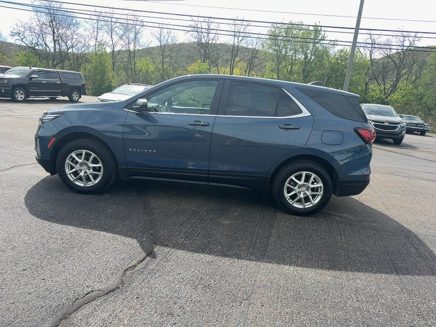 Used 2024 Chevrolet Equinox LT AWD/4WD image 8
