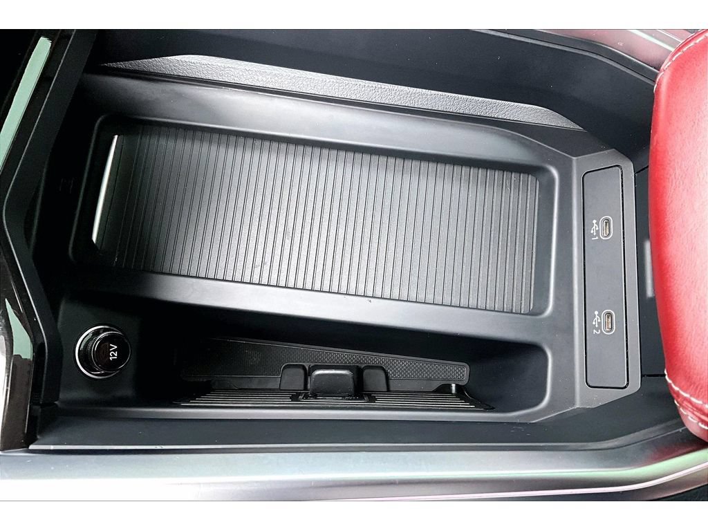 Used 2024 Audi SQ8 e-tron Premium Plus w/ Black Optic Package AWD/4WD image 32