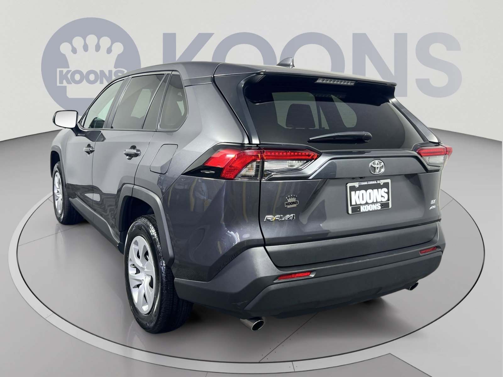 Used 2025 Toyota RAV4 LE AWD/4WD image 4
