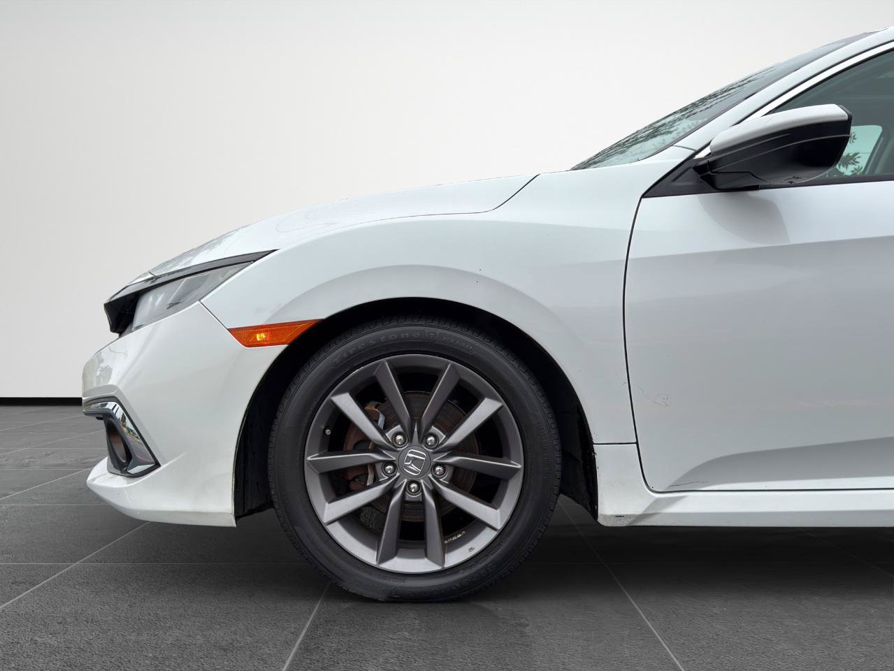 Used 2020 Honda Civic EX image 4
