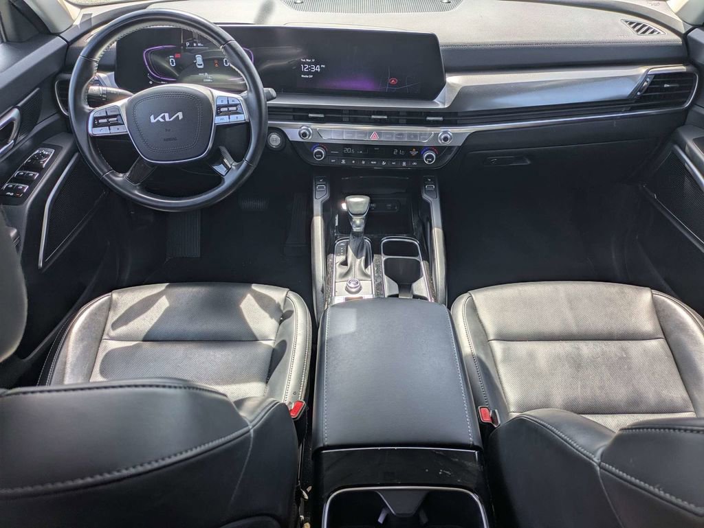 Used 2025 Kia Telluride S image 17