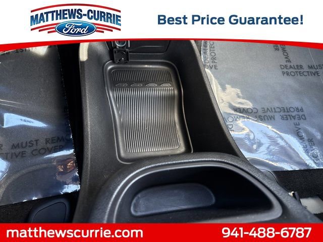 Used 2025 Chrysler Pacifica Select image 21