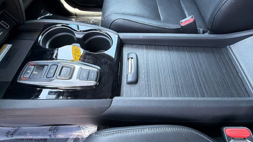 Used 2022 Honda Pilot Elite image 13