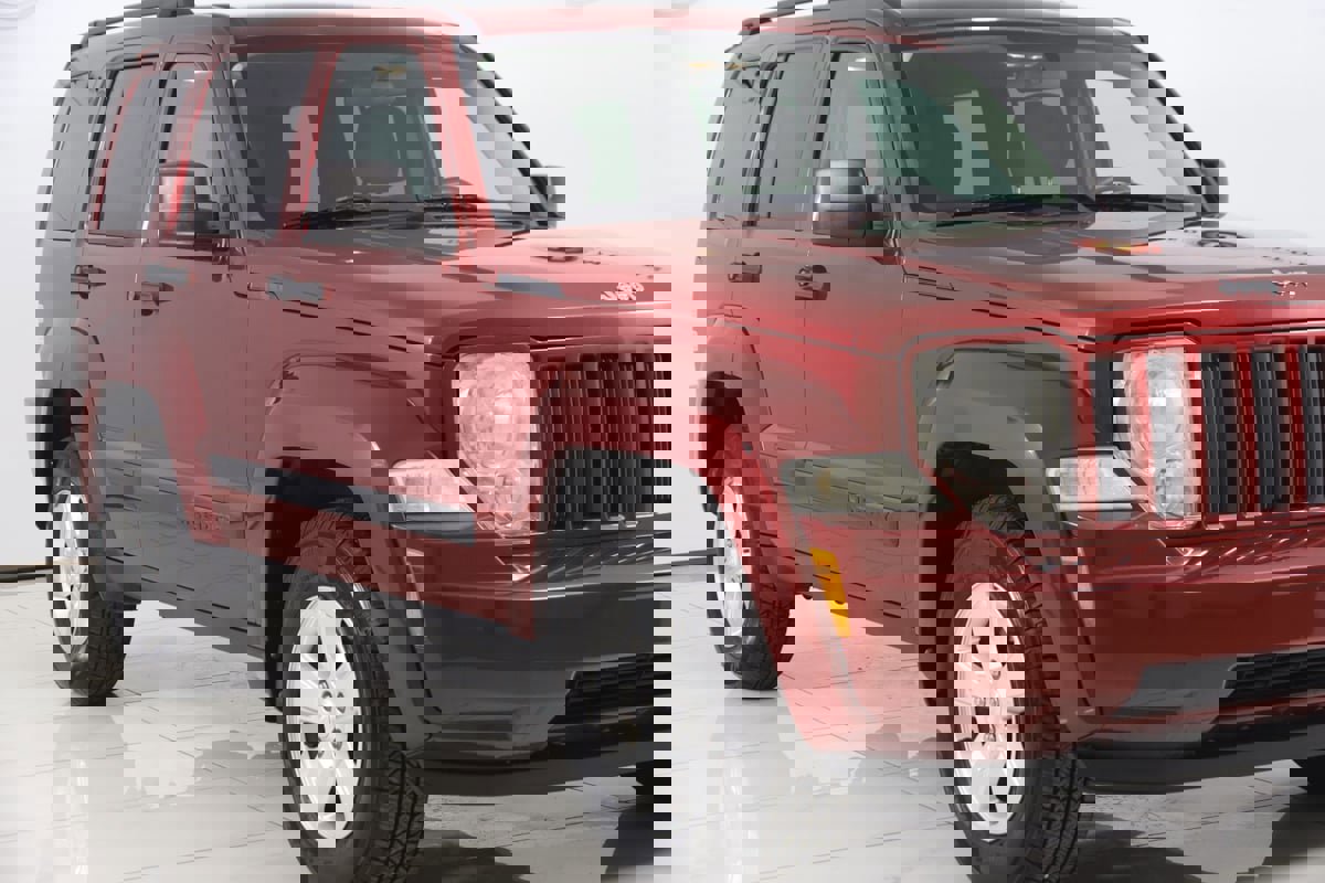 Used 2012 Jeep Liberty Sport w/ Popular Equipment Group image 31