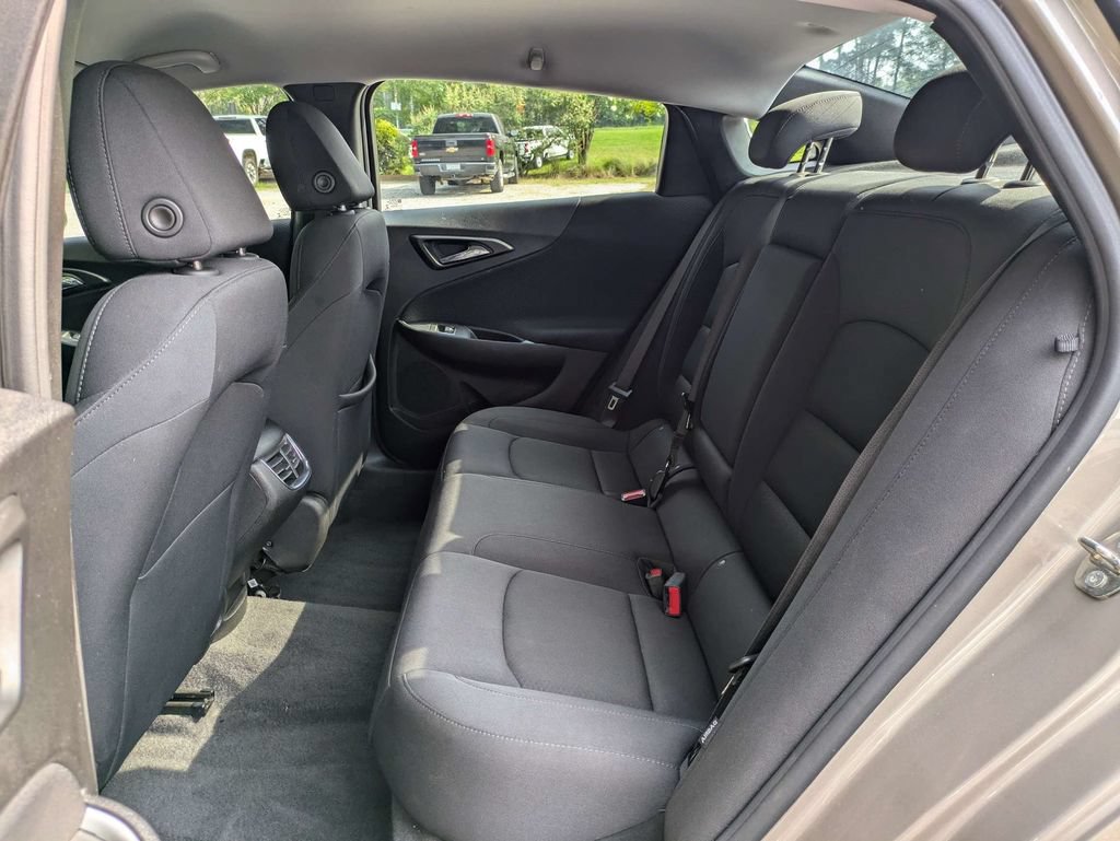 Used 2024 Chevrolet Malibu LT FWD image 13