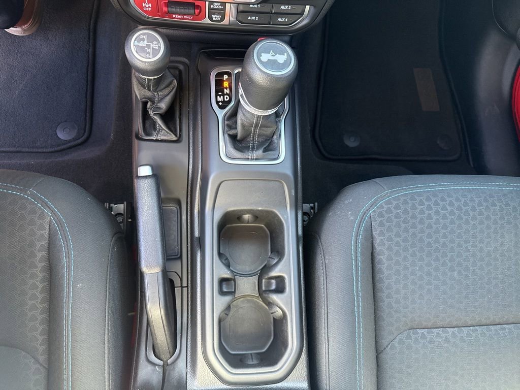 Certified 2025 Jeep Wrangler Unlimited Rubicon 4xe w/ Safety Group image 24