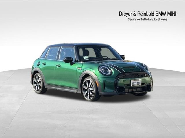 Used 2023 MINI Cooper S image 1