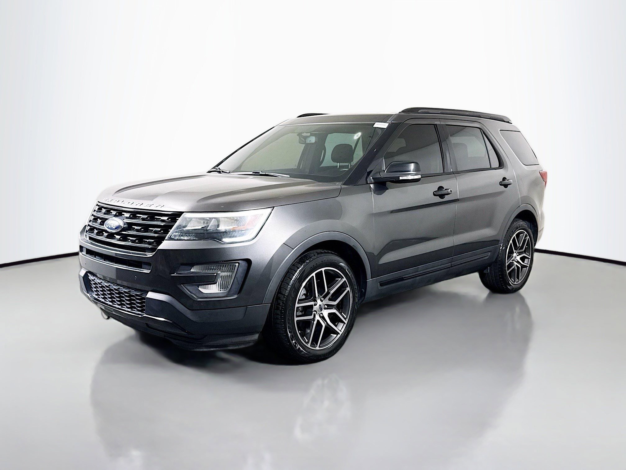 Used 2017 Ford Explorer Sport AWD/4WD image 4
