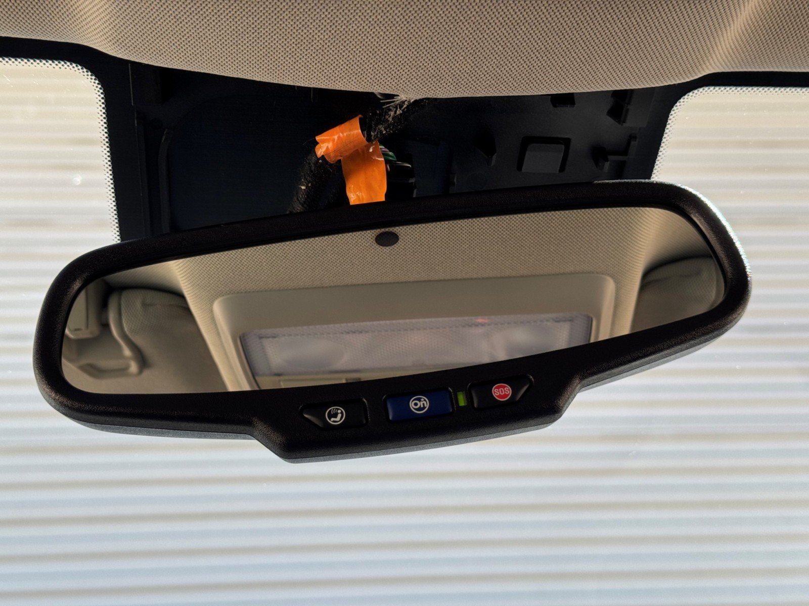 Used 2019 Buick Encore Essence FWD image 31