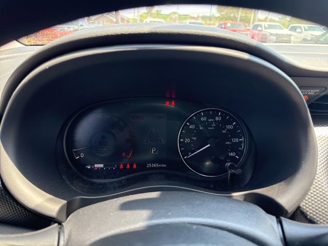 Used 2023 Nissan Kicks SV image 10