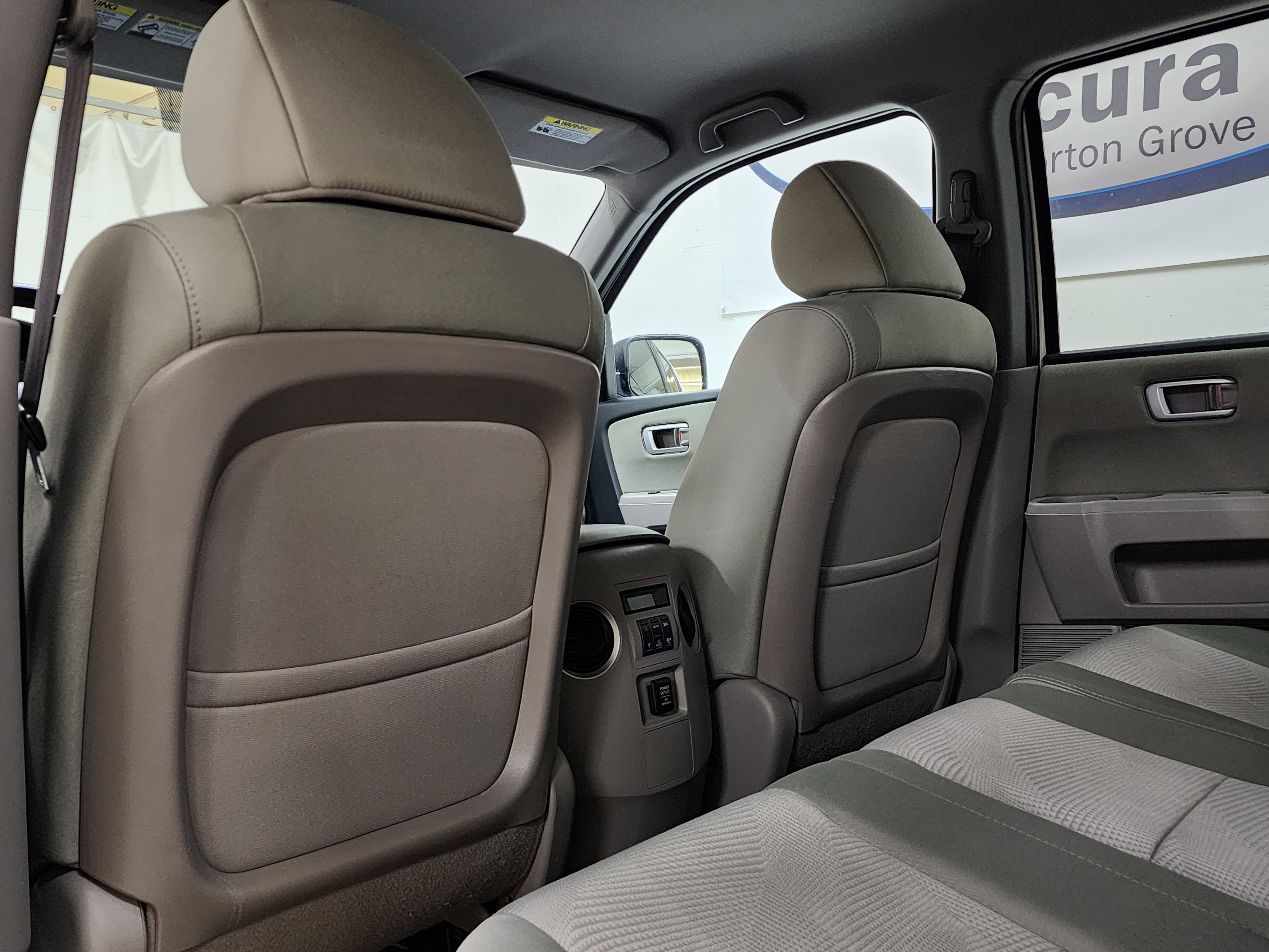 Used 2015 Honda Pilot LX image 16