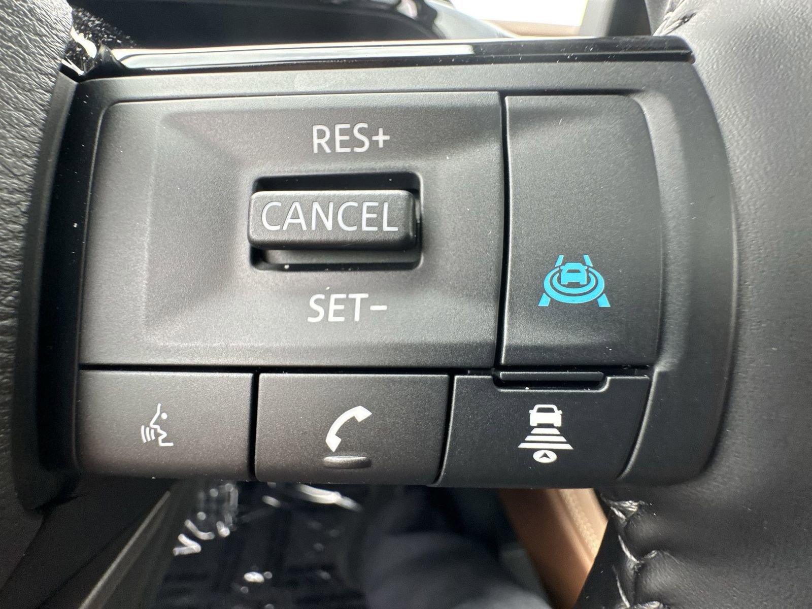 Used 2026 Nissan Pathfinder Platinum AWD/4WD image 24