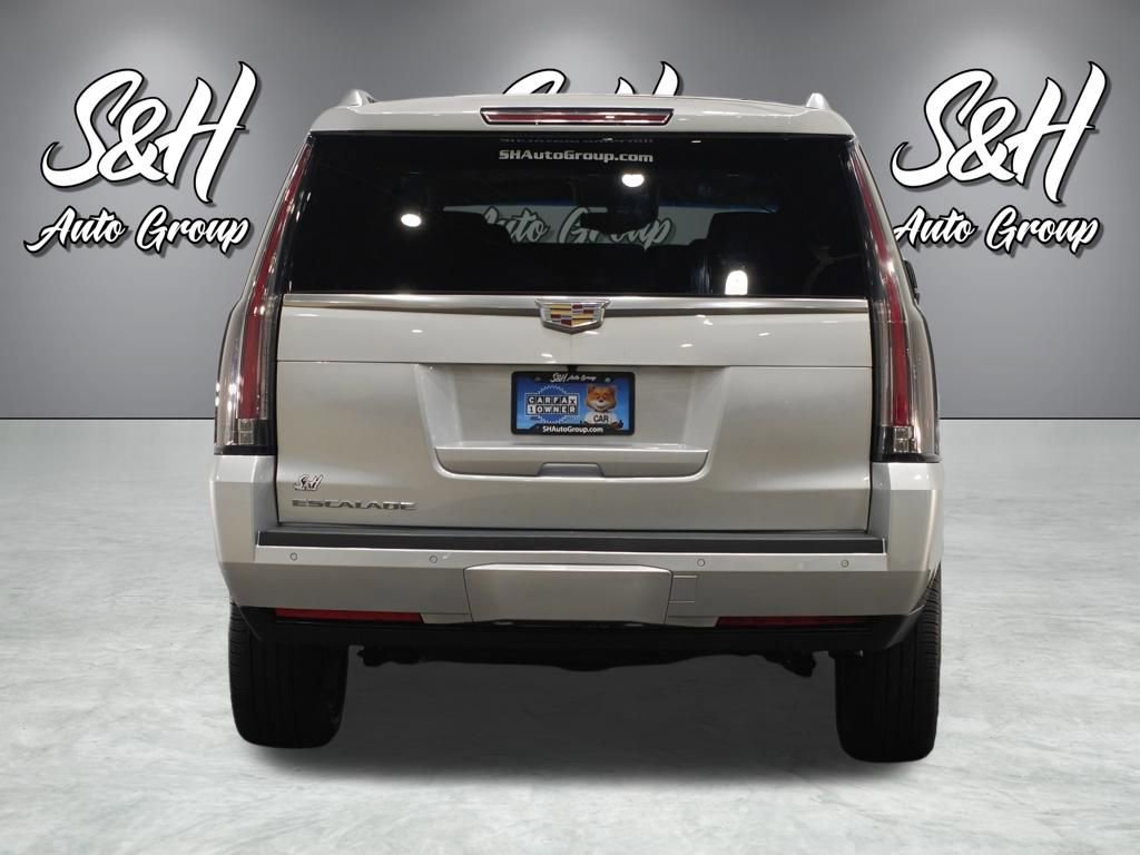 Used 2016 Cadillac Escalade ESV Luxury image 21