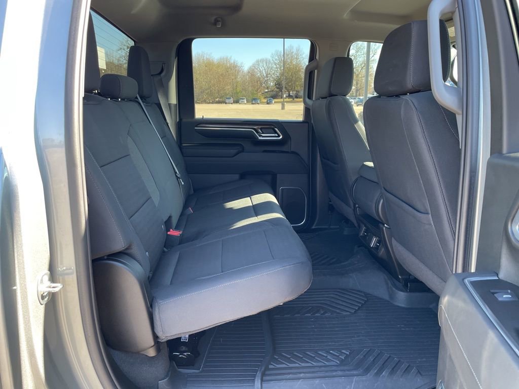 Used 2025 Chevrolet Silverado 2500 LT w/ Texas Edition image 27