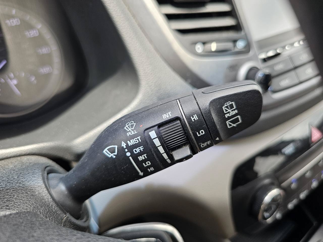 Used 2018 Hyundai Tucson SEL FWD image 53