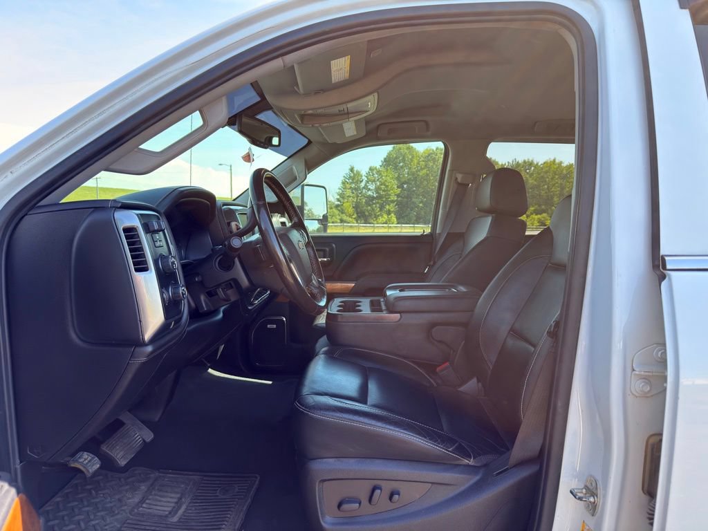 Used 2019 Chevrolet Silverado 2500 LTZ w/ Duramax Plus Package AWD/4WD video 2