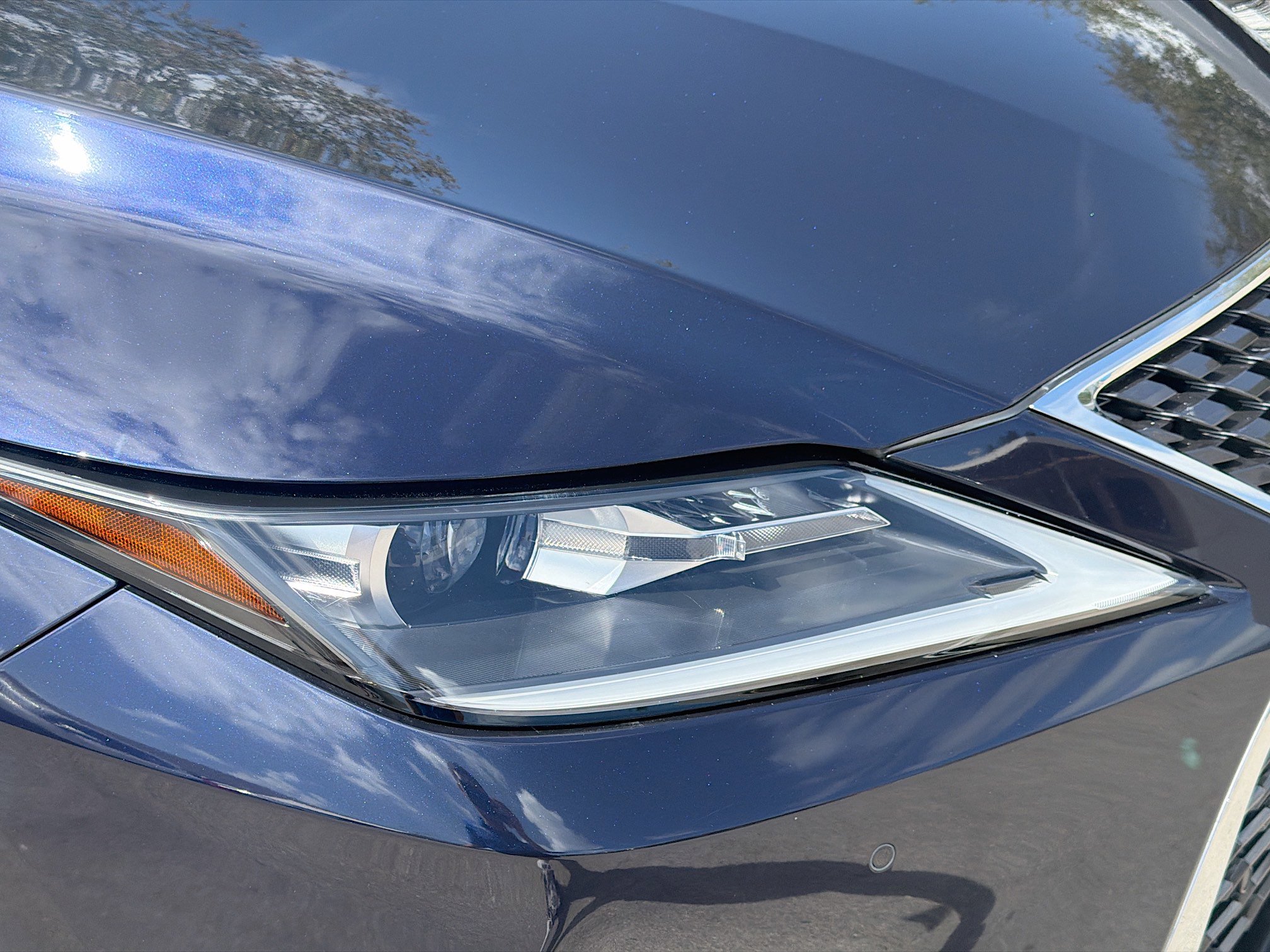 Used 2022 Lexus RX 350L Premium w/ Premium Package image 35