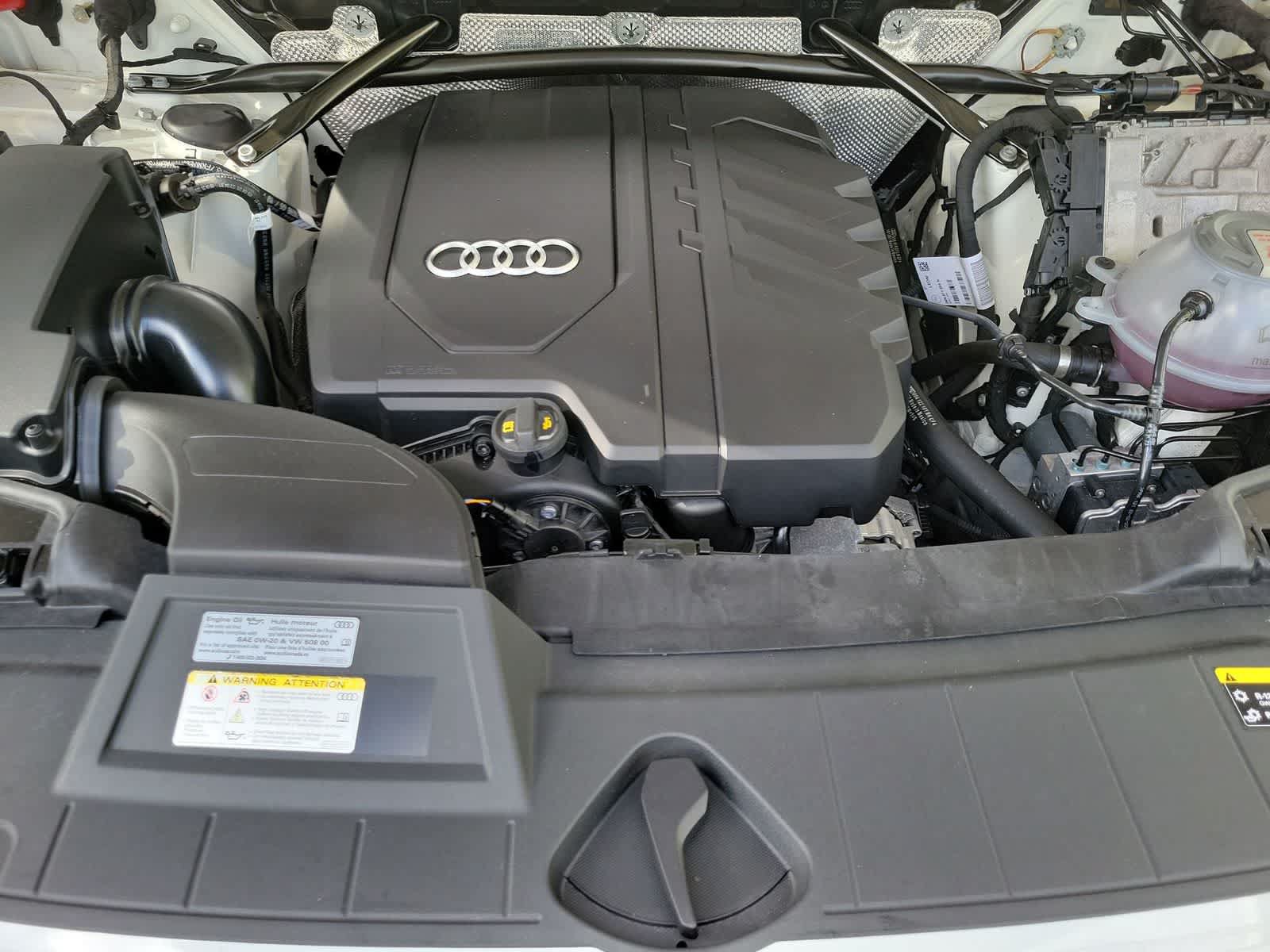 Used 2023 Audi Q5 2.0T Premium w/ Convenience Package AWD/4WD image 17