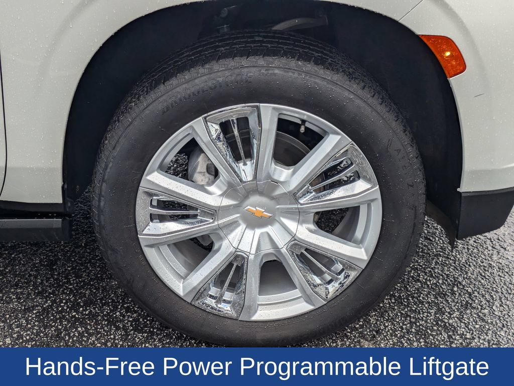 Used 2024 Chevrolet Tahoe High Country w/ Premium Package RWD image 11