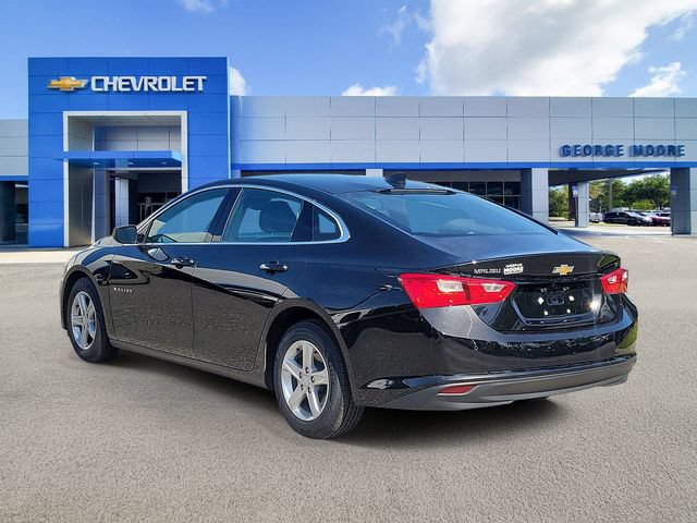 Certified 2025 Chevrolet Malibu LT FWD image 3