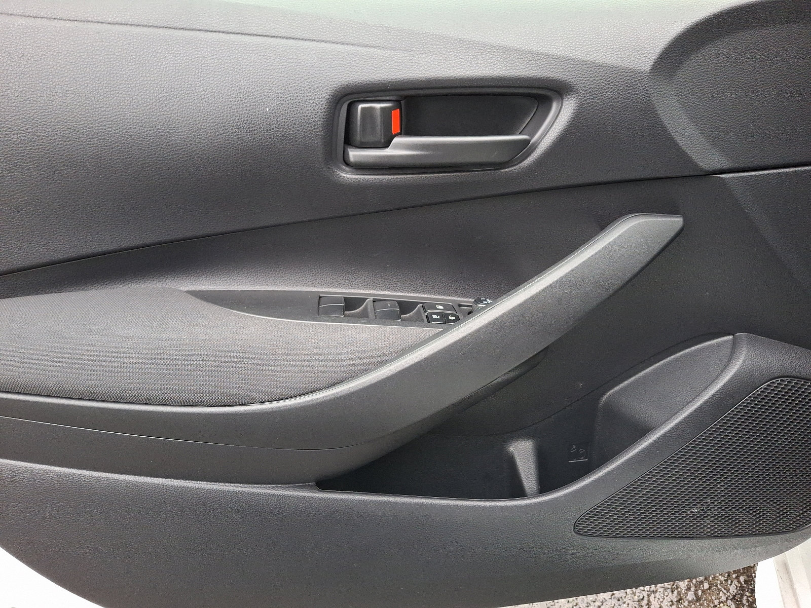 Certified 2022 Toyota Corolla LE w/ LE Convenience Package image 13