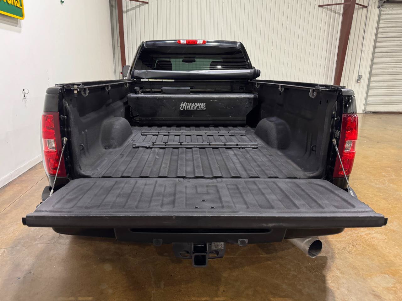 Used 2011 GMC Sierra 3500 Denali AWD/4WD image 40